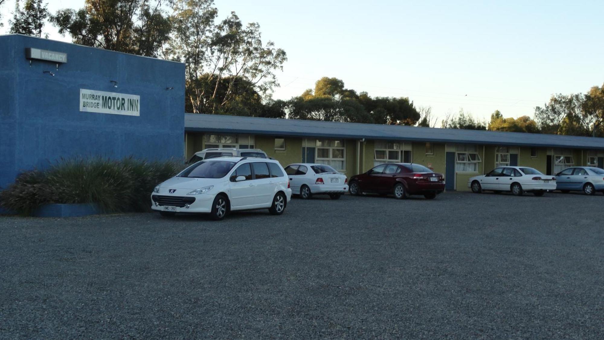 Murray Bridge Motor Inn Экстерьер фото