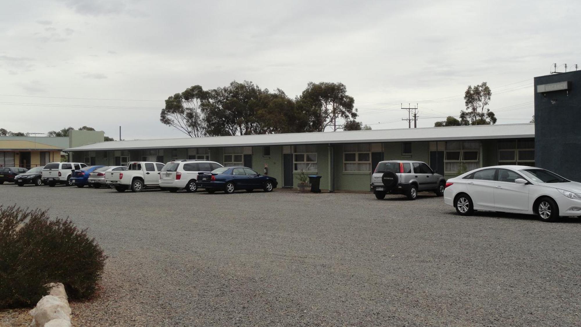 Murray Bridge Motor Inn Экстерьер фото